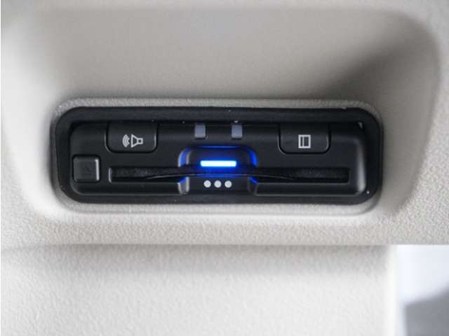 【ETC車載器】高速道路のご利用時にとても便利なETC車載器。セットアップ(費用別途)後にお渡ししとなります。