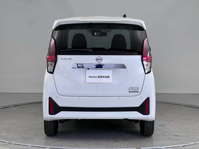 当社だけでなく、全国の日産ディーラー3000ヶ所の日産サービス工場でサポート致します。納車後のフォローもお任せください。土日も営業しておりますので、気になる事があればお電話ください。TEL0969-23-3823