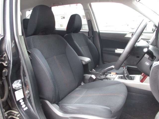 ルームクリーニング済みの車内はとてもキレイです☆ご納車前に再度ルームクリーニングを施工いたします☆