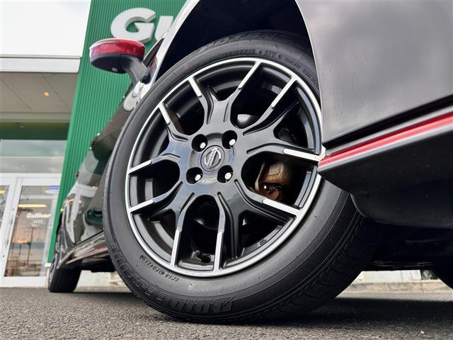 【純正アルミホイール】純正アルミホイールで足回りもかっこよく決まってます♪