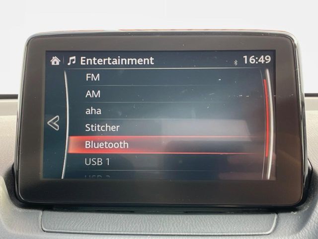 【ナビゲーション】目的地までしっかり案内してくれる使いやすいナビ。Bluetooth接続すればお持ちのスマホやMP3プレイヤーの音楽を再生可能！毎日の運転がさらに楽しくなります！！