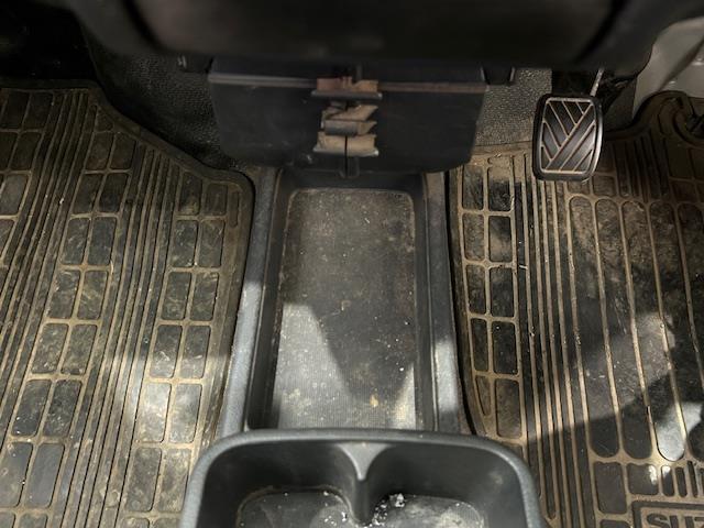 掲載箇所以外にご希望の写真がございましたら、お気軽にお問い合わせ下さい。メールや郵送でお送りさせていただきます。