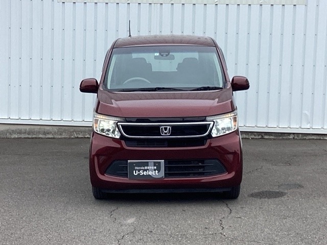 ディスチャージヘッドライト（HID）が、夜の運転をサポートします。