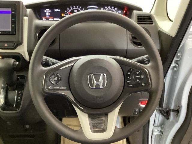 多彩な安心・快適機能を搭載した先進の安全運転支援システム Honda　SENSINGです。