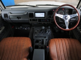 運転する楽しさを感じられるマニュアル車の入庫です！