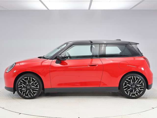 「MINI NEXT延長保証」は、MINI NEXT車両をご購入頂いたオーナー様に、より快適なMINI LIFEを楽しんで頂くためのサーポートプログラムです！！