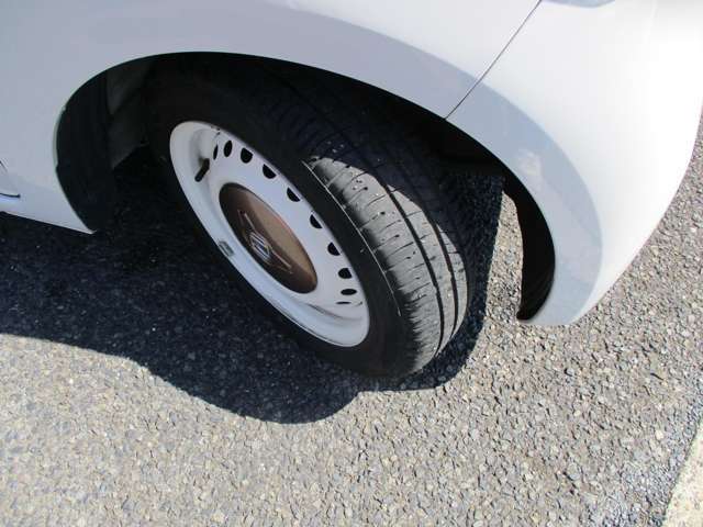 店主自身、商品や車のことをよく勉強して、お客様にわかりやすく提案を心がけております！！何でもご相談くださいませ☆彡
