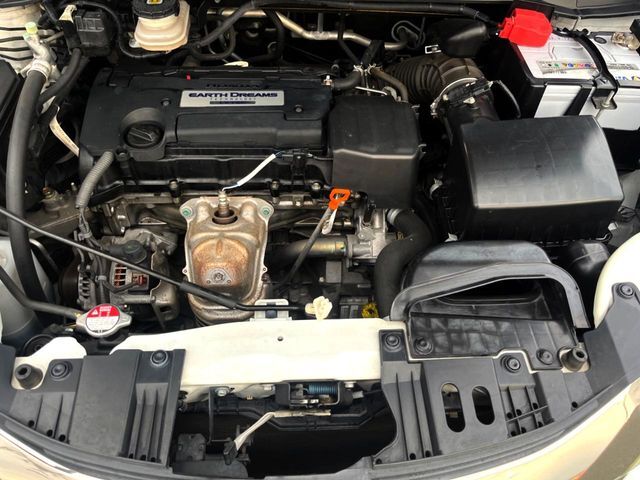 親切・丁寧な専門メカニックスタッフが応対！・車検・点検整備・事故等の修理などアフターサービスも安心。お車のカスタマイズもネクステージのサービススタッフまでご相談ください！