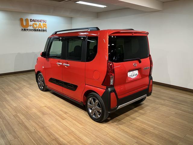 【当社専門スタッフがキレイにしてます】大阪ダイハツでは展示前に当社中古車商品化センターにてクリーニング！店舗でも定期的に洗車♪品質には自信があります！お気軽にご来店下さい