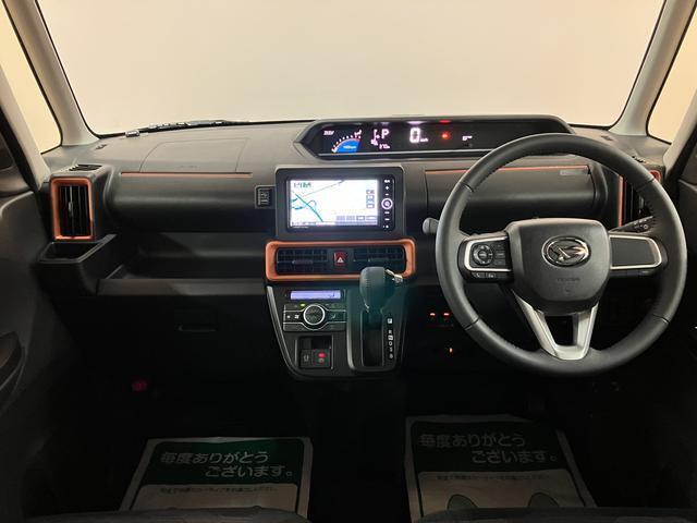 インパネ全体！！視界も良好で運転し易い♪小回りが利くから、運転が苦手でも狭い路地や駐車場でも運転しやすいですよ◎