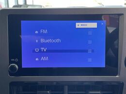 【　ディスプレイオーディオ　】一部のトヨタに設定されたディスプレイオーディオ搭載車！お持ちのスマートフォンと連動してアプリや音楽を画面上で楽しむことができます。ナビやテレビはオプションになります。