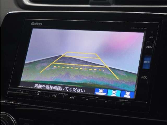 ◆バックカメラ◆リバースにするだけで映ります、後方の安全確認や、狭い駐車場での車庫入れ、雨の日や夜間など視界の悪い時に便利です！安全にバックする為には欠かせない装備です。