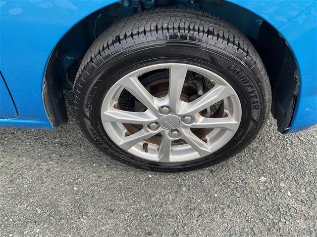 標準的なタイヤです。タイヤ交換費用も安くお財布に優しいです！