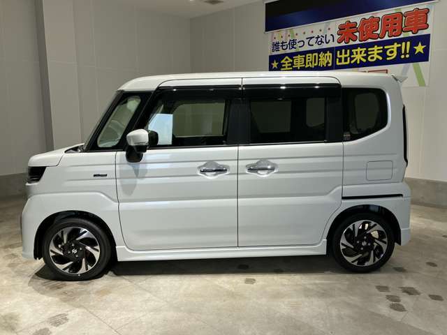 ☆当店の届出済・登録済未使用車は、原則走行距離が10km未満で年式が2年以内の車としております。☆豊富な在庫から車種、グレードや色をお選びいただくことできます。