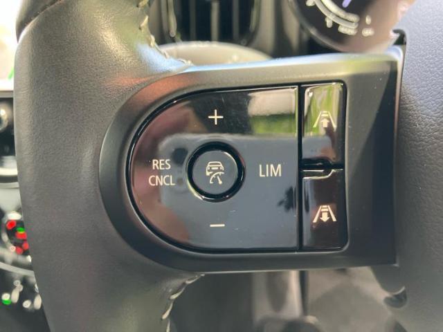 お車に合わせて無料保証以外にも、保証範囲、期間、距離を拡充させた有料保証もご用意しております！中古車の購入が初めてで不安・・・というお客様もご安心ください！