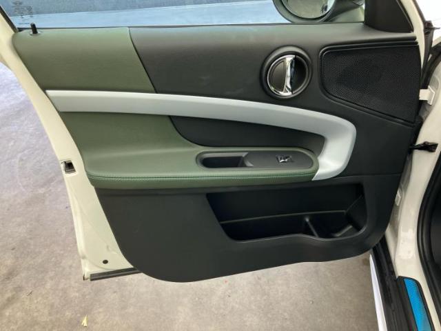 ネットで車を見ていてもイメージが湧かない・・・色々な会社や車がありすぎて何が良いのか分からない・・・そうお考えのお客様！ご相談のみでもOKです！WECARSでは中古車購入の基本をお伝えします！