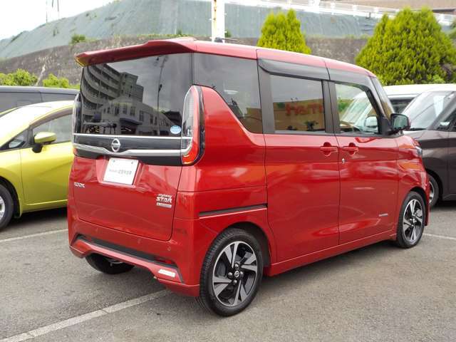 全国どこでも納車可能です♪遠方のお客様も大歓迎です。納車後の保証修理はお近くの日産のお店にて対応可能ですのでご安心下さい。
