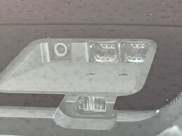 【三菱e-Assist】走行中に前方の車両等を認識し、衝突しそうな時は警報とブレーキで衝突回避と被害軽減をアシスト。より安全にドライブをお楽しみいただけます。