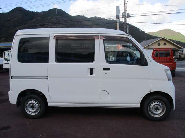 ご安心してご検討いただけますように、全車両に第三者機関の検査を付けております！修復歴の有無、内外装の状態などご確認いただけます！