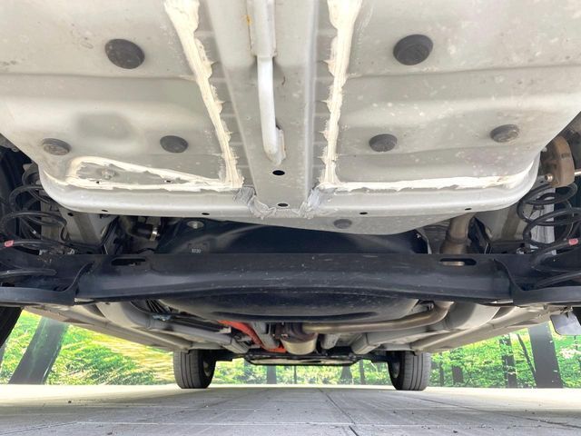 下回りがきれいなうちに、防錆加工の施工がオススメ。降雪地域はもちろん、沿岸部にお住いの方や、趣味でマリン・ウィンタースポーツをされる方にご好評いただいております。