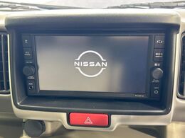 【純正ナビ】人気の純正ナビを装備。オーディオ機能も充実しており、Bluetooth接続すればお持ちのスマホやMP3プレイヤーの音楽を再生可能！毎日の運転がさらに楽しくなります！！