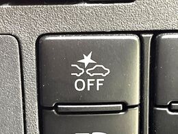 【スマートアシスト】走行中に前方の車両等を認識し、衝突しそうな時は警報とブレーキで衝突回避と被害軽減をアシスト。より安全にドライブをお楽しみいただけます。