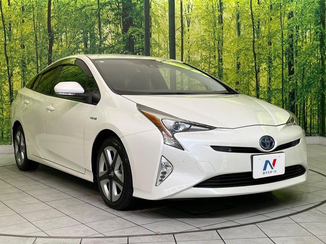大好評のボディコーティング「弾スプラッシュコート」もご納車までに施工可能。通常のガラスコートと異なる、耐久年数6年の無機質ガラスコーティングが、ボディをキレイな状態に保ってくれます。