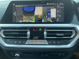 全周囲カメラ前後クリアランスソナー付なので、駐車が苦手な方でも安心です。ガイドの表示・非表示も切り替え可能です