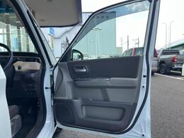 「この車の写真をもっと見たい」「状態が気になる」「この装備はついている？」どんな小さな疑問でもお気軽にお問い合わせください！