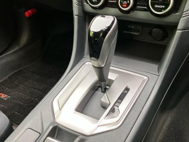 お車に合わせて無料保証以外にも、保証範囲、期間、距離を拡充させた有料保証もご用意しております！中古車の購入が初めてで不安・・・というお客様もご安心ください！