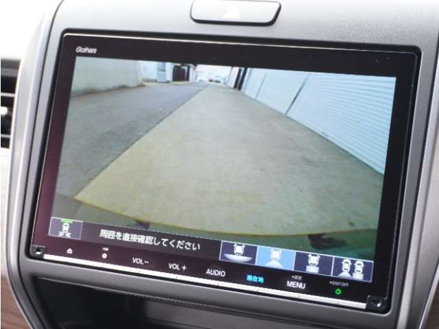 ◆バックカメラ◆リバースにするだけで映ります、後方の安全確認や、狭い駐車場での車庫入れ、雨の日や夜間など視界の悪い時に便利です！安全にバックする為には欠かせない装備です。