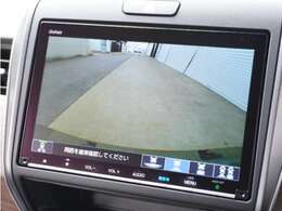 ◆バックカメラ◆リバースにするだけで映ります、後方の安全確認や、狭い駐車場での車庫入れ、雨の日や夜間など視界の悪い時に便利です！安全にバックする為には欠かせない装備です。