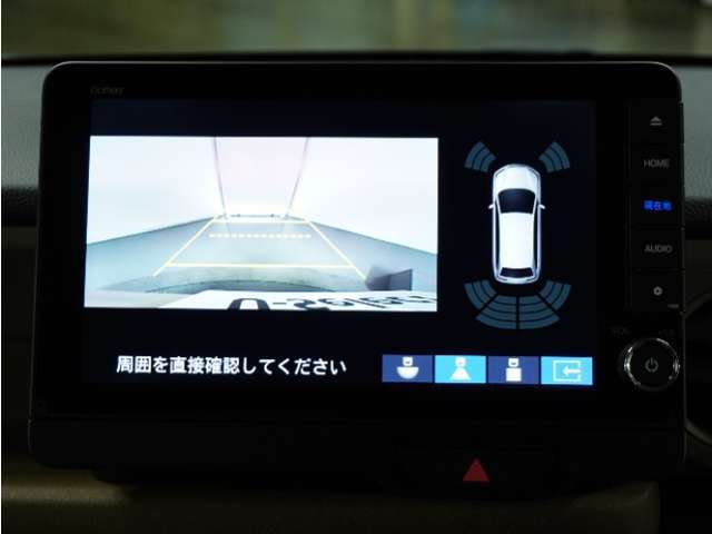 ◆バックカメラ◆リバースにするだけで映ります、後方の安全確認や、狭い駐車場での車庫入れ、雨の日や夜間など視界の悪い時に便利です！安全にバックする為には欠かせない装備です。