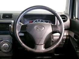 ドライバーに寄り添う快適な操作フィールをもたらすステアリングです。