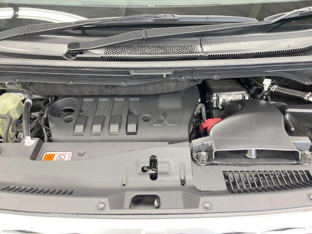 親切・丁寧な専門メカニックスタッフが応対！・車検・点検整備・事故等の修理などアフターサービスも安心。お車のカスタマイズもネクステージのサービススタッフまでご相談ください！