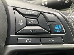 【プロパイロット】高速道路での長距離走行が楽に！！渋滞時と巡回走行のシーンで、アクセル・ブレーキ・ステアリングを自動で制御し、長距離運転の負担を軽減してくれます♪