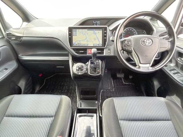 グループ総在庫数約30，000台！！全国の系列店からメーカー・車種問わずご紹介出来るので、あなたにピッタリのお車が見つかるはずです♪まずはお問い合わせ下さい☆