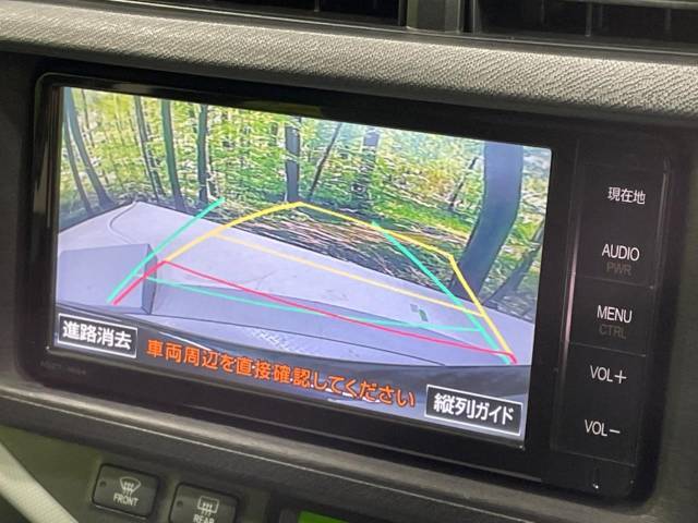 【バックカメラ】駐車時に後方がリアルタイム映像で確認できます。大型商業施設や立体駐車場での駐車時や、夜間のバック時に大活躍！運転スキルに関わらず、今や必須となった装備のひとつです！
