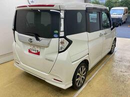 当店では車両本体価格以外に、諸費用を含めた支払総額も表示しておりますので、お客様の予算にピッタリのおクルマお選びができます。コーティングやJAFをセットにしたオトクな購入パックも好評です。