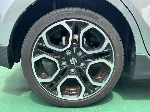 ★松下モータース公式ホームページで、カーセンサー非公開車両がご覧いただけます！是非、「松下モータース」で検索してみてください！毎週金曜日に在庫ページを更新しています。