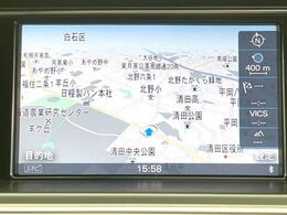 ●純正ナビ:一体感のあるナビは、高級感ある車内を演出してくれます。オーディオ機能も充実しておりますので、運転もより楽しめます♪