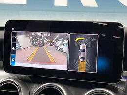 ●ガイドライン付きバックカメラ：不安な駐車もこれで安心！ガイドライン付きなので狭い箇所での駐車もラクラクです！