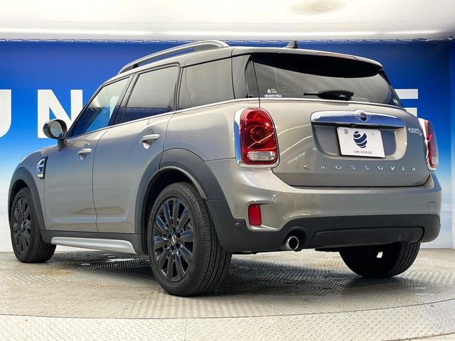 ●YANASEオートシステムズとの提携によって実現した高品質修理ネットワーク！大切なお車だから、万が一の修理でも「純正品質」をご提供。当店でご購入いただくお車にはメリットが数多くあります