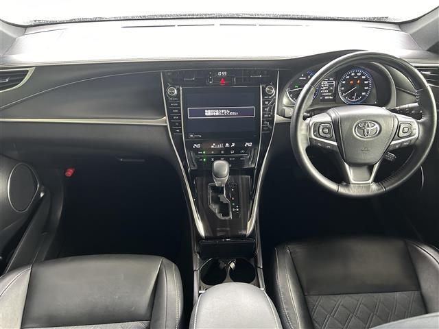 【インパネ全体】全方位で視界が広く、高い目線で運転もしやすいです！