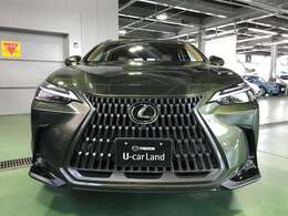 保証期間は6ヶ月及び期間内走行10000km以内です。詳しくは営業スタッフにお問い合わせください。