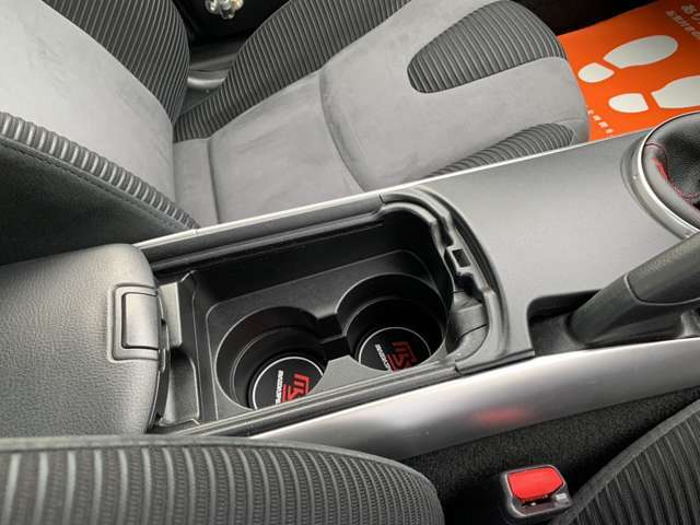 ★自社整備工場にて110項目納車整備実施！もちろん保証付き！アフターサービスもお任せ下さい！
