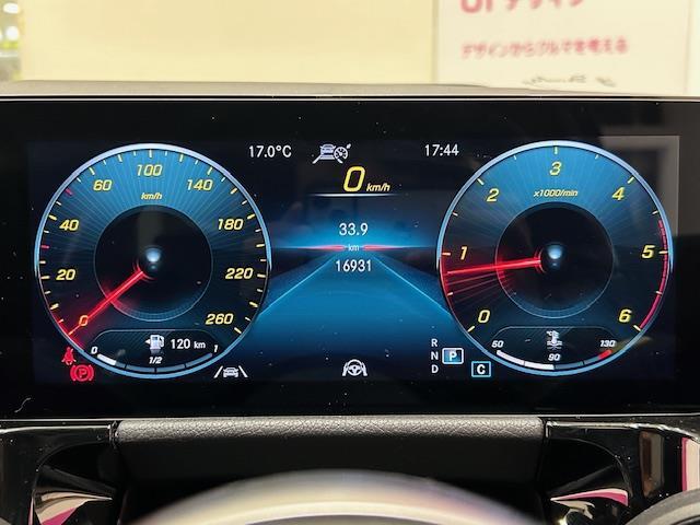 気になる車はすぐにお問い合わせください！画面右側の0066から始まる無料ダイヤルからお問い合わせ下さい！専門スタッフがお車のご質問にお答えいたします！