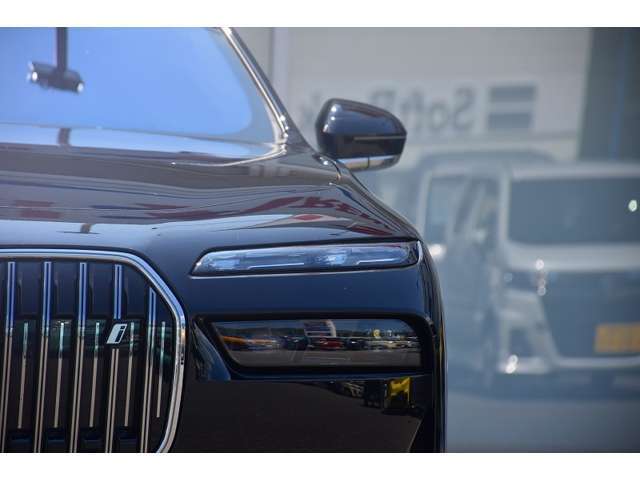 ●展示車は全台プロの査定士による鑑定付きだから安心の品質保証です。ご安心してお乗り頂けます●無料通話【TEL：0078-6002-838529】