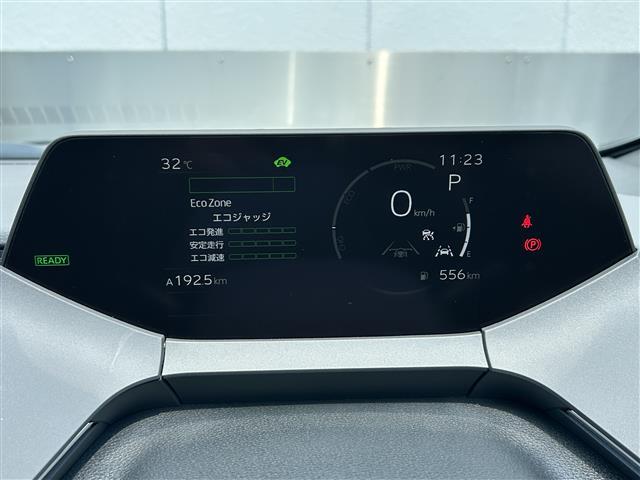気になる車はすぐにお問い合わせください！画面右側の0066から始まる無料ダイヤルからお問い合わせ下さい！専門スタッフがお車のご質問にお答えいたします！