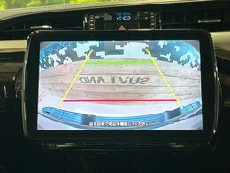 【バックカメラ】駐車時に後方がリアルタイム映像で確認できます。大型商業施設や立体駐車場での駐車時や、夜間のバック時に大活躍！運転スキルに関わらず、今や必須となった装備のひとつです！